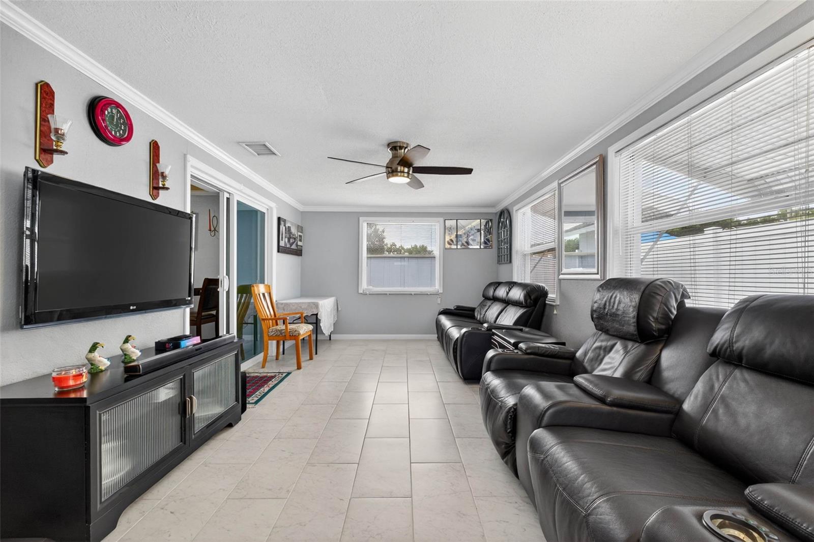 CAMEO VILLAS UNIT 7 - Residential