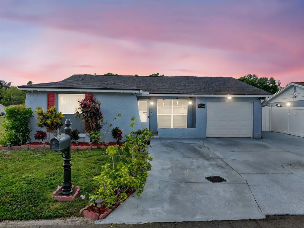 Photo of 8502 Willow Forest Court, Tampa, FL 33634 (MLS # TB8442605)