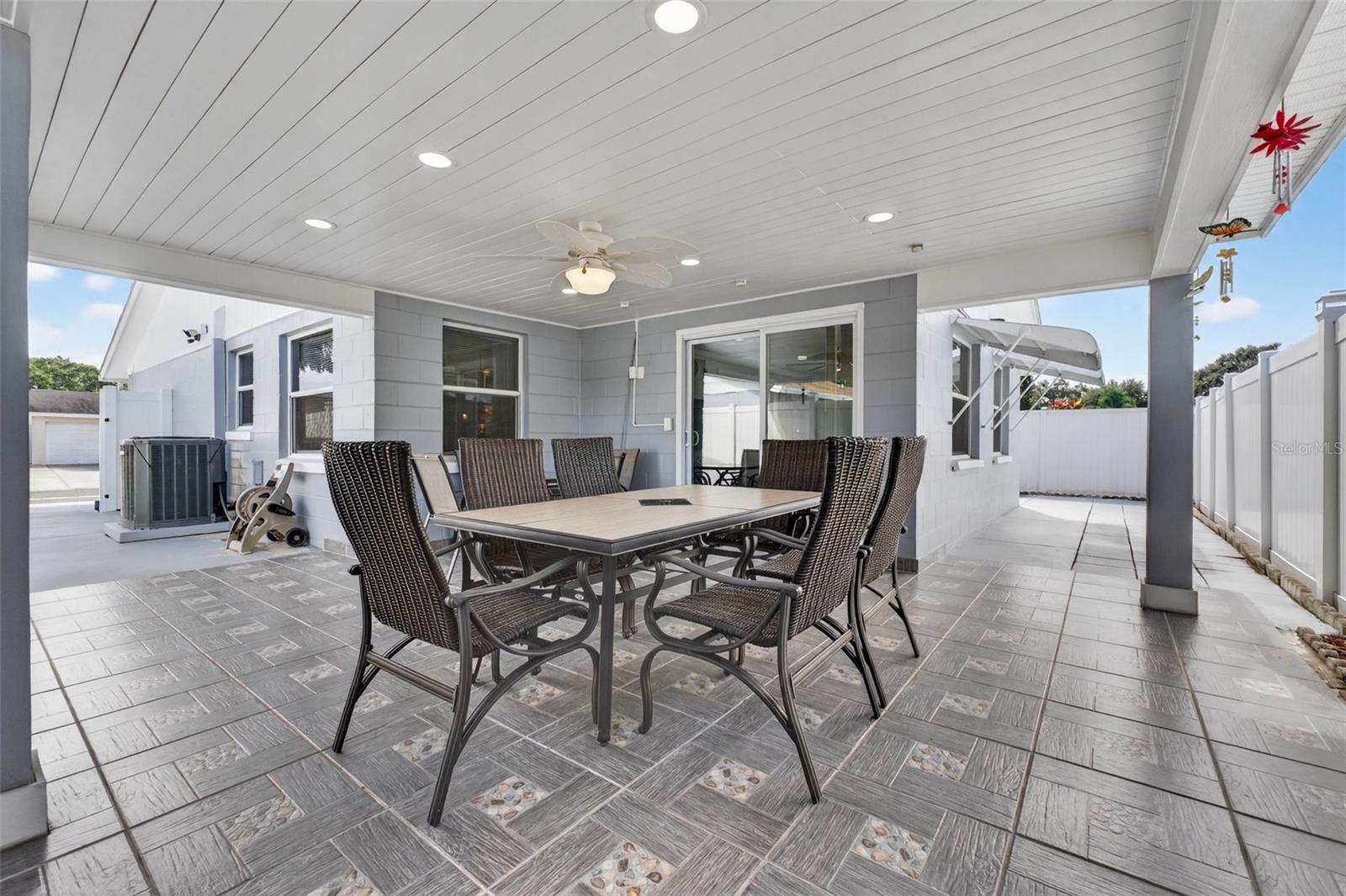 CAMEO VILLAS UNIT 7 - Residential