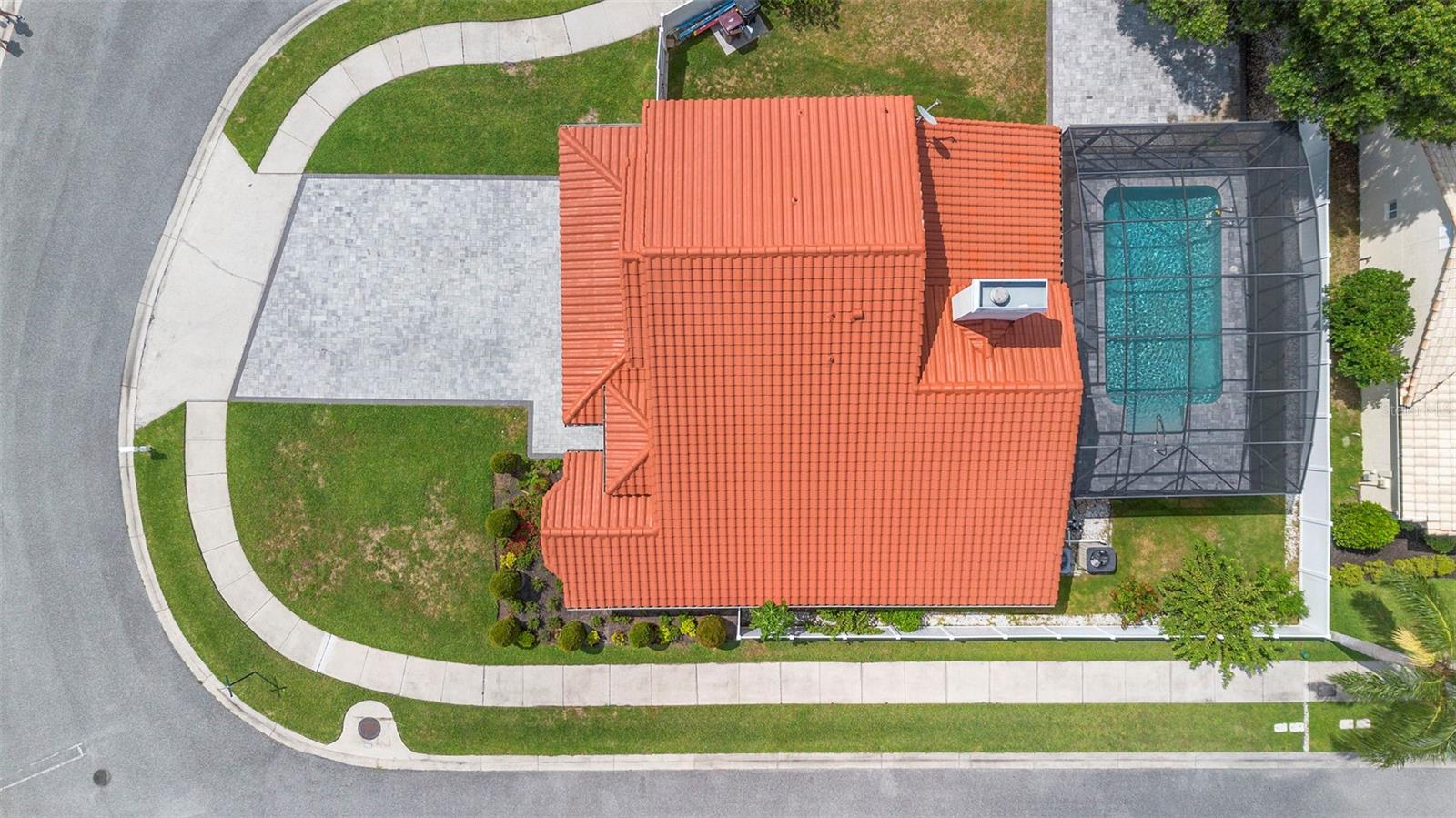 VENTURA PLACE - Residential