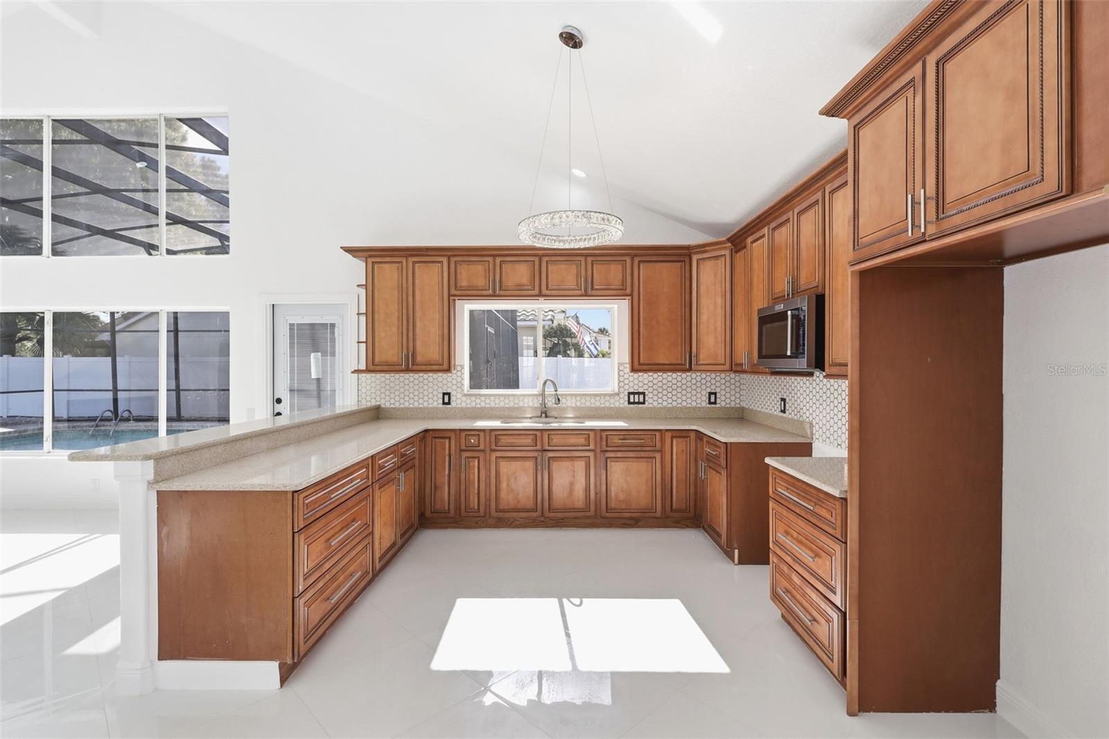 VENTURA PLACE - Residential