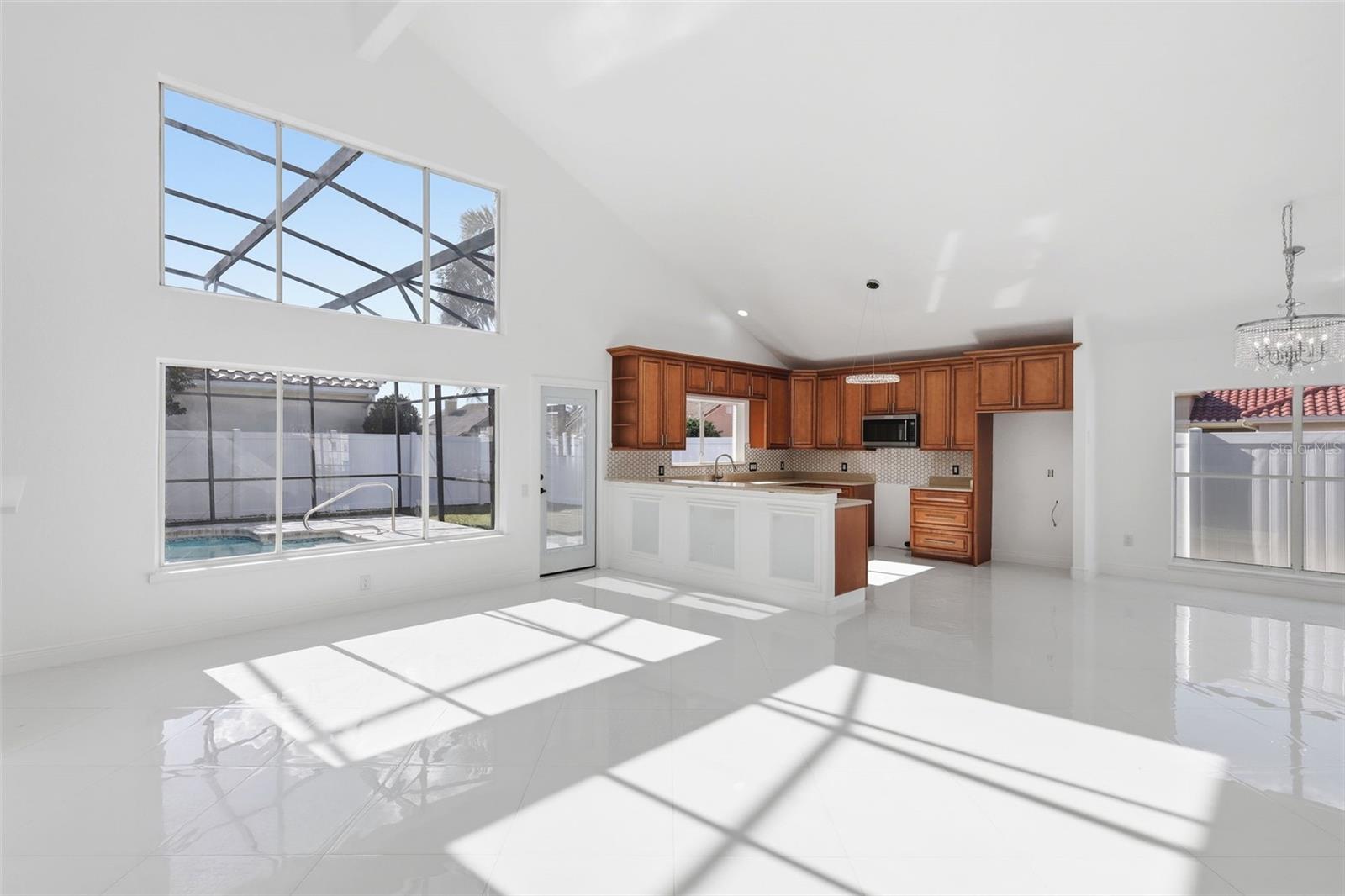 VENTURA PLACE - Residential