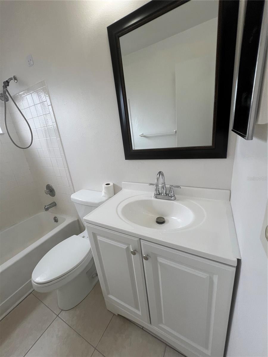 PORT CHARLOTTE - Residential Lease