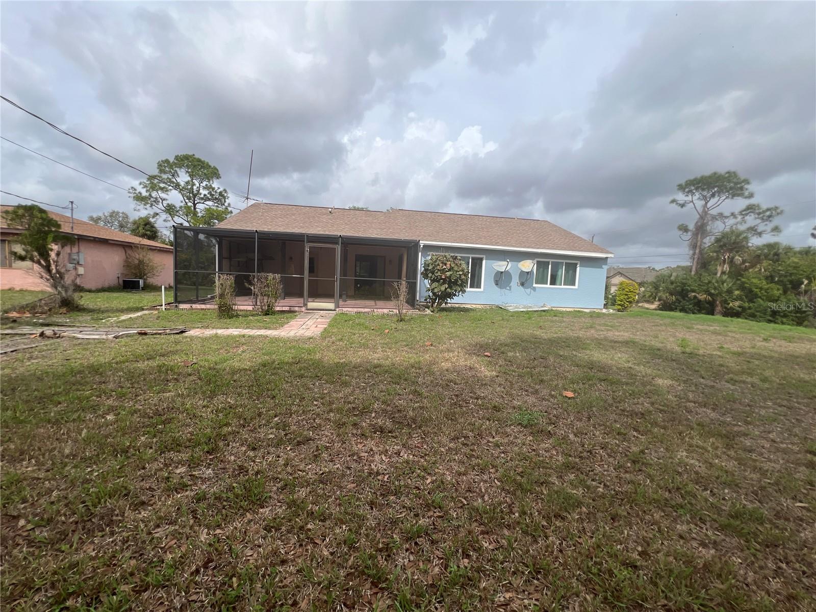 PORT CHARLOTTE - Residential Lease