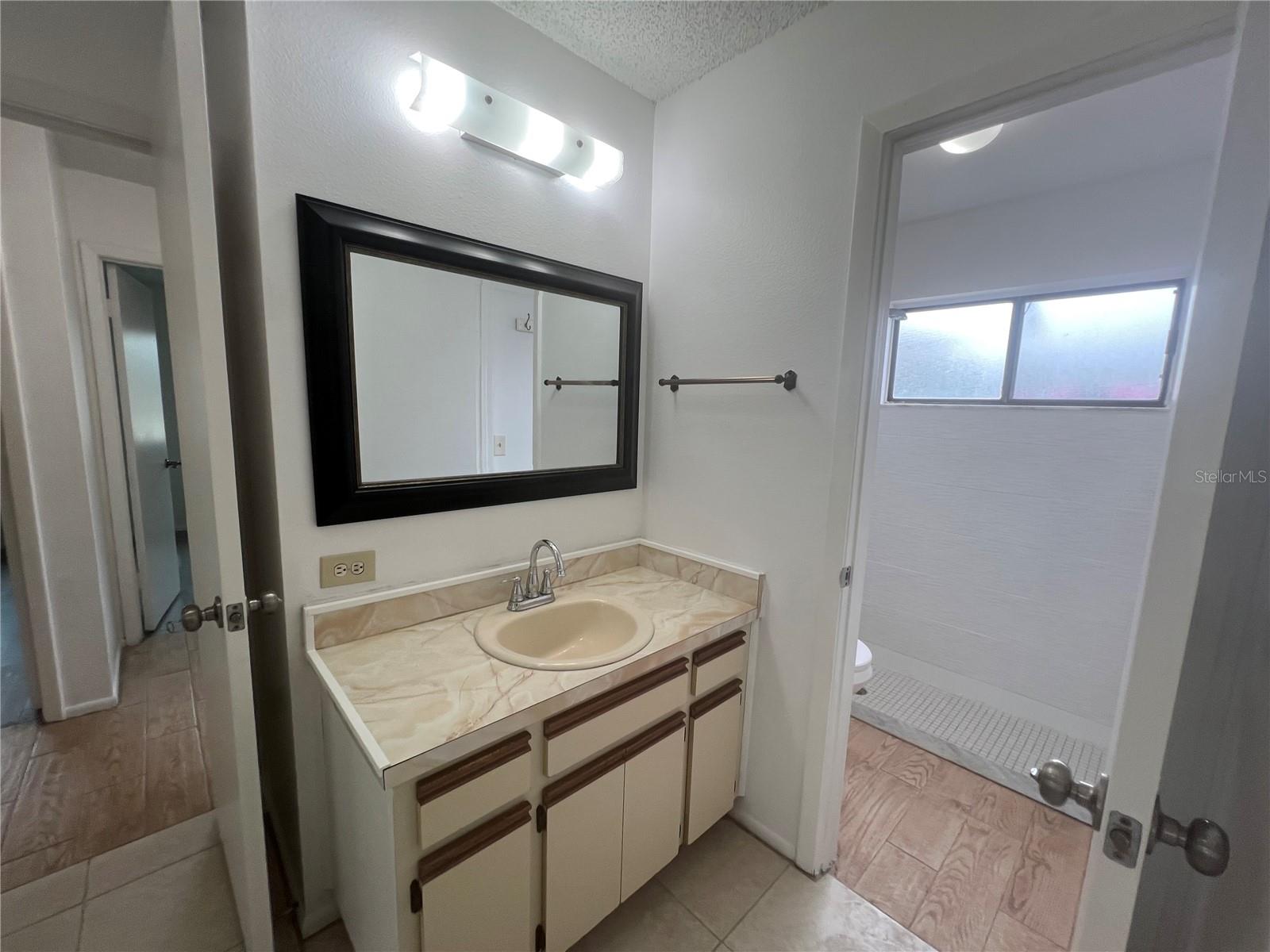 PORT CHARLOTTE - Residential Lease