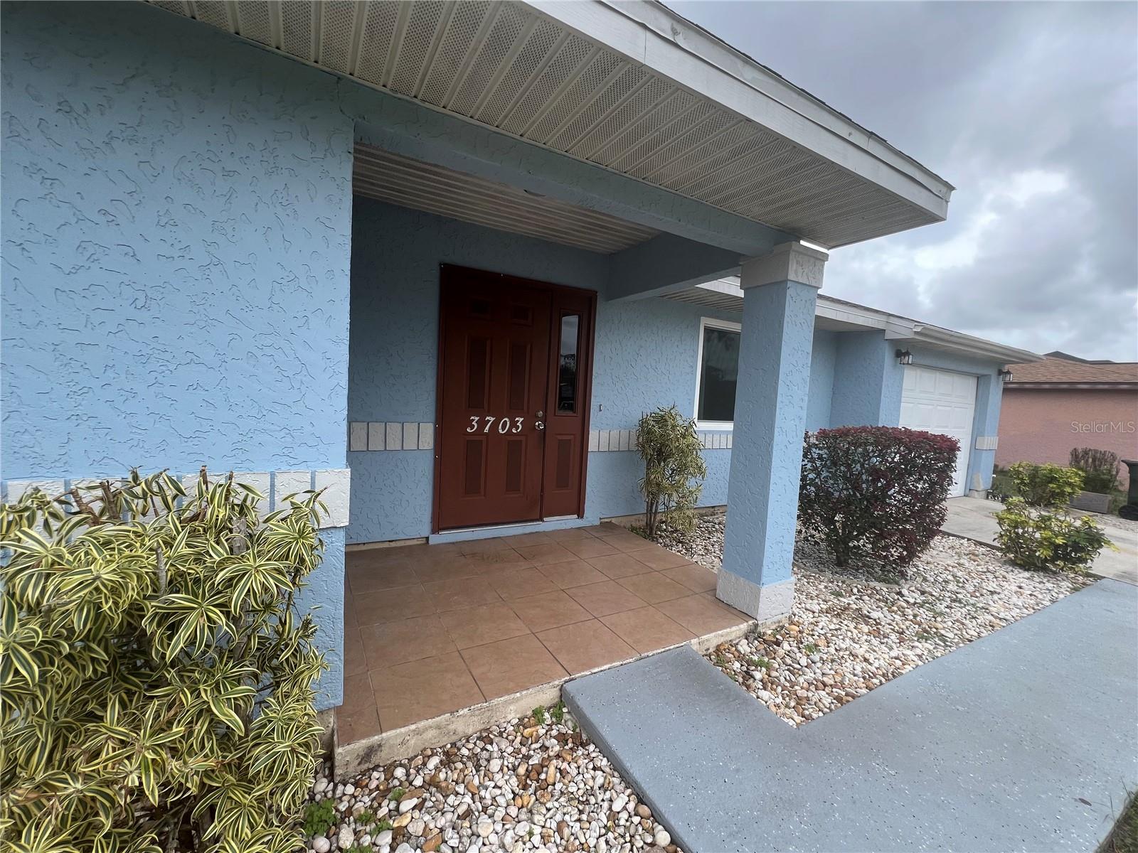 PORT CHARLOTTE - Residential Lease