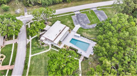 A home in PALM HARBOR