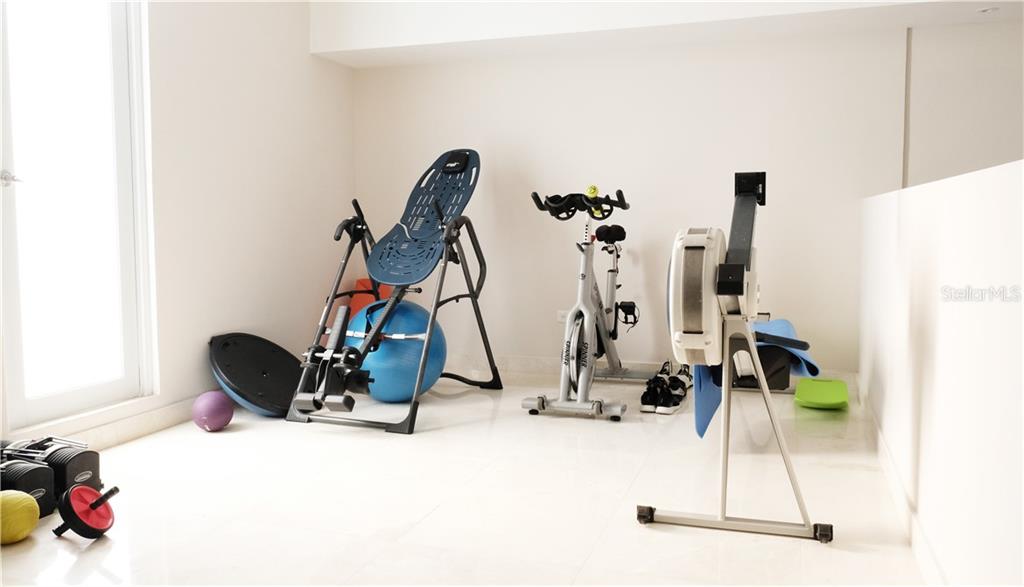 DORADO BEACH EAST - Residential