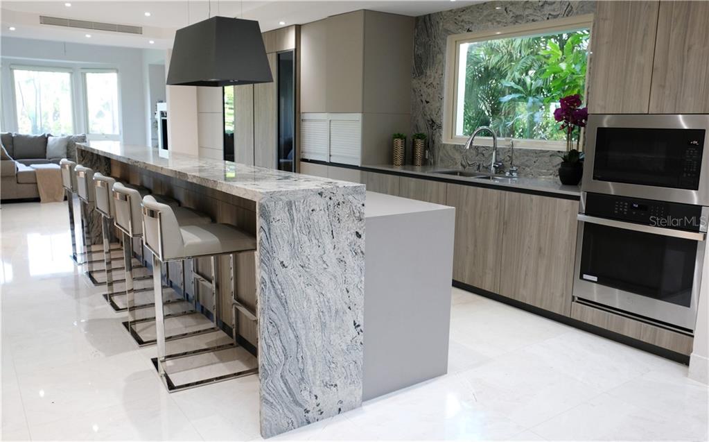 DORADO BEACH EAST - Residential