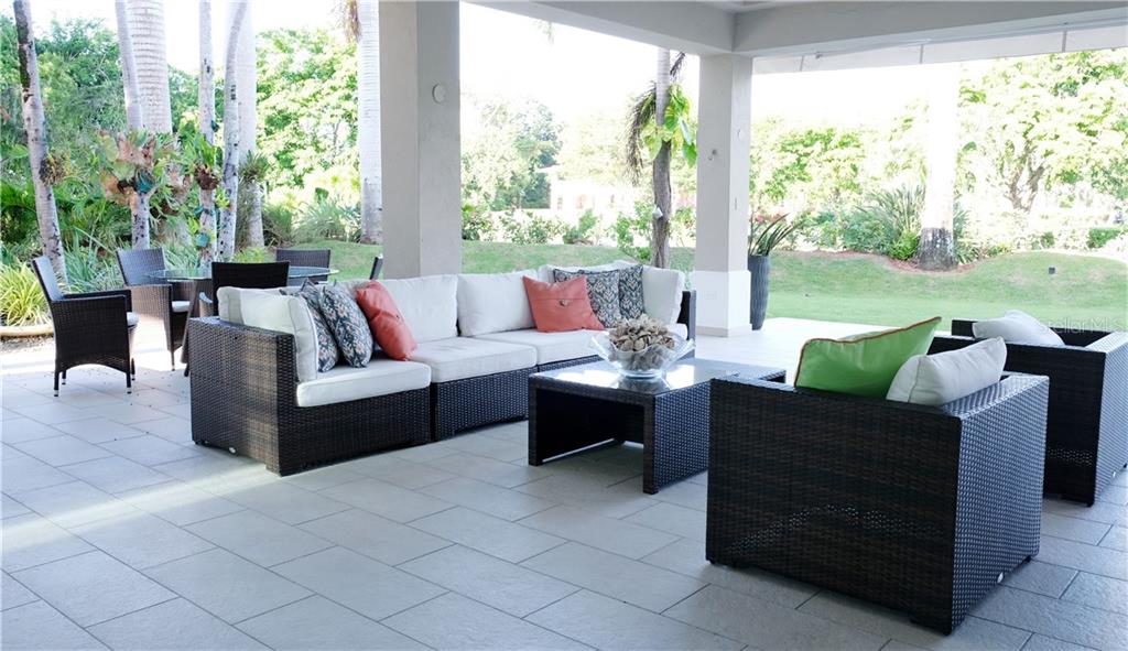 DORADO BEACH EAST - Residential