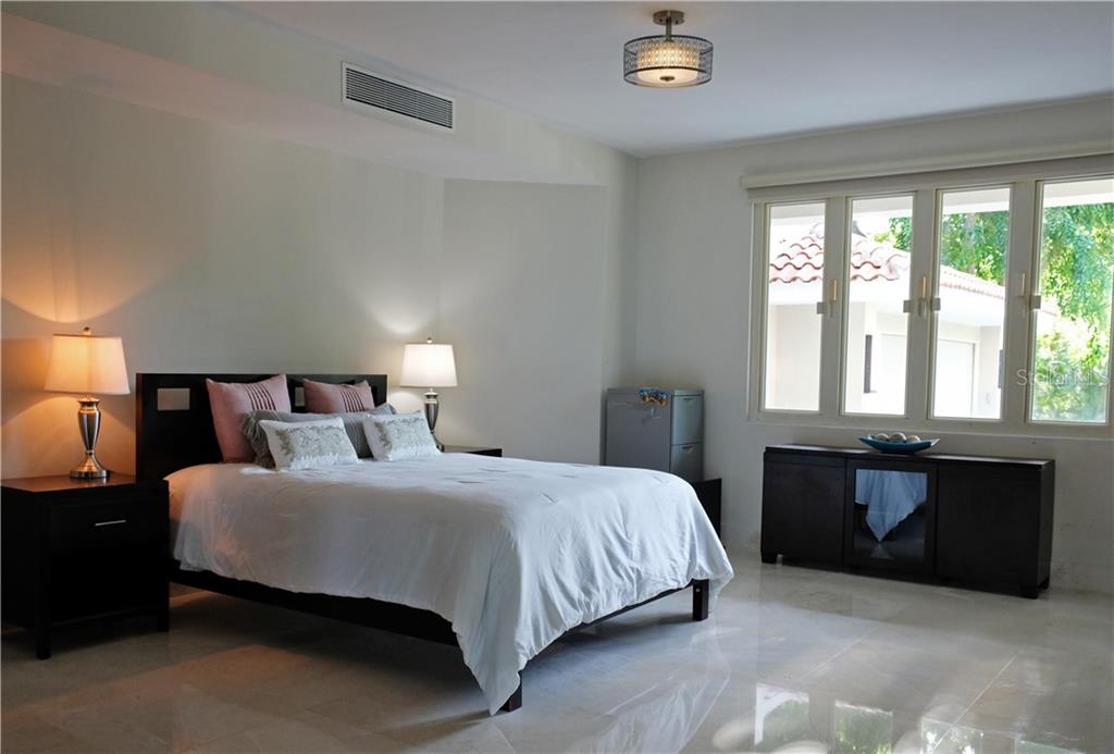 DORADO BEACH EAST - Residential