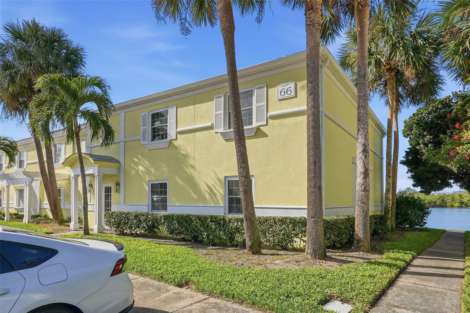 3783 POMPANO D