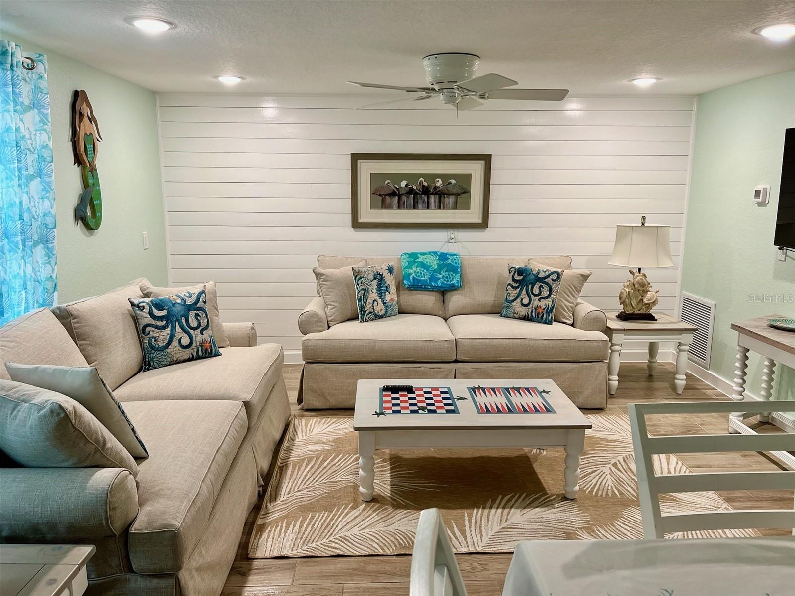 HOLMES BEACH 17TH UNIT - Residential Income