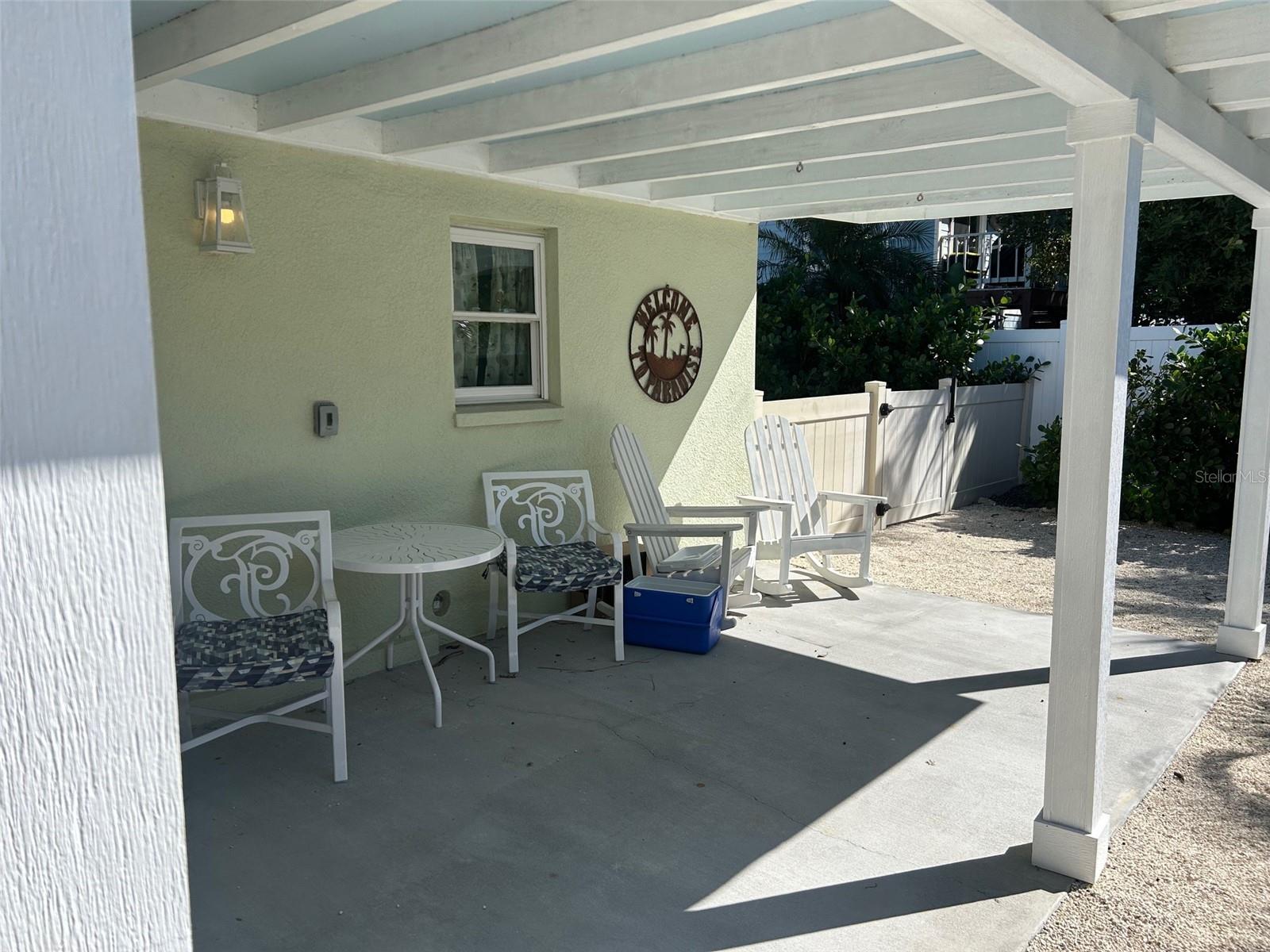 HOLMES BEACH 17TH UNIT - Residential Income