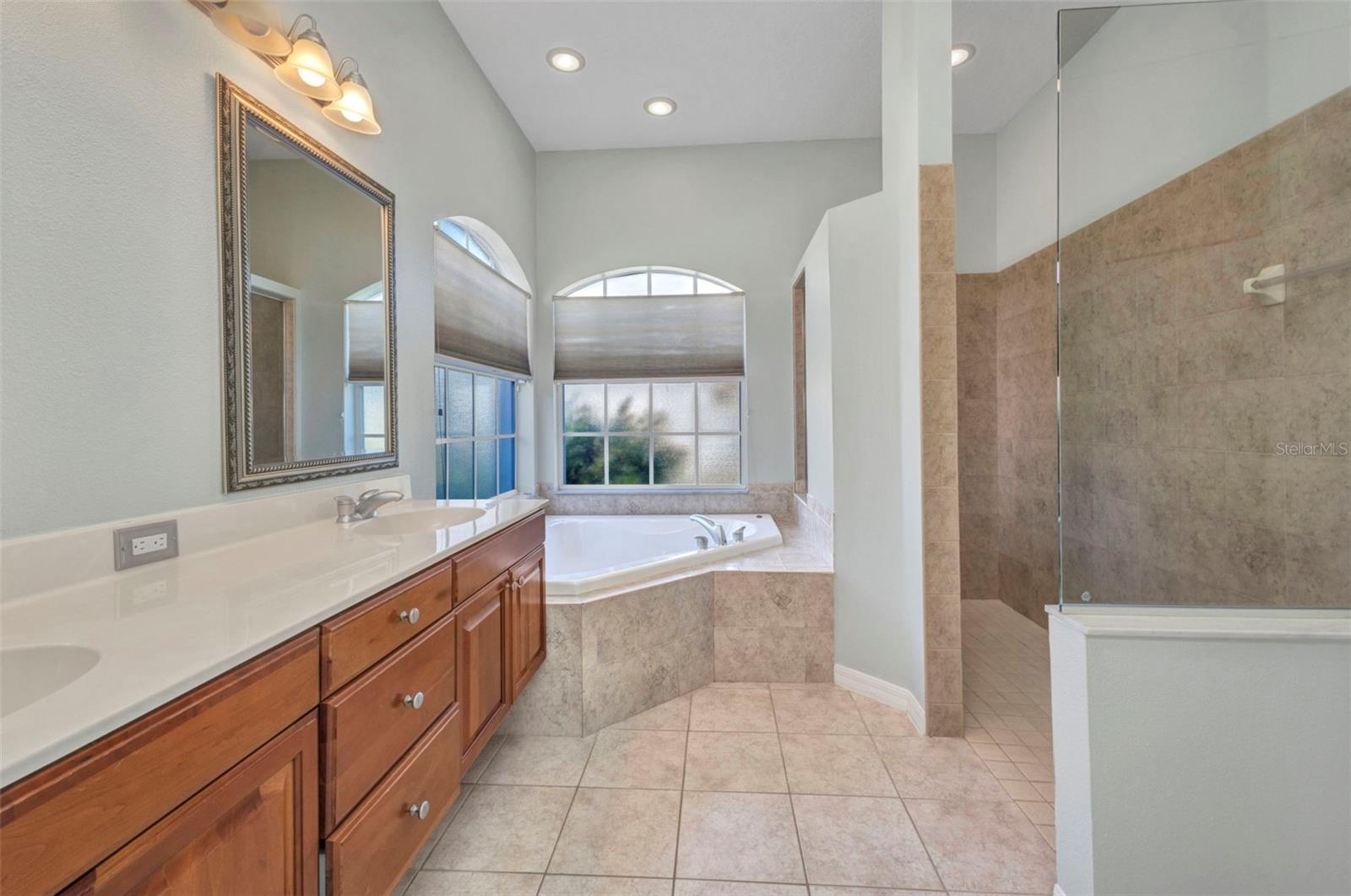 BOBCAT TRAIL - Residential