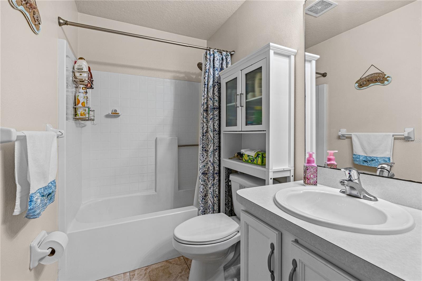 MARINERS GATE PH 01 - Residential