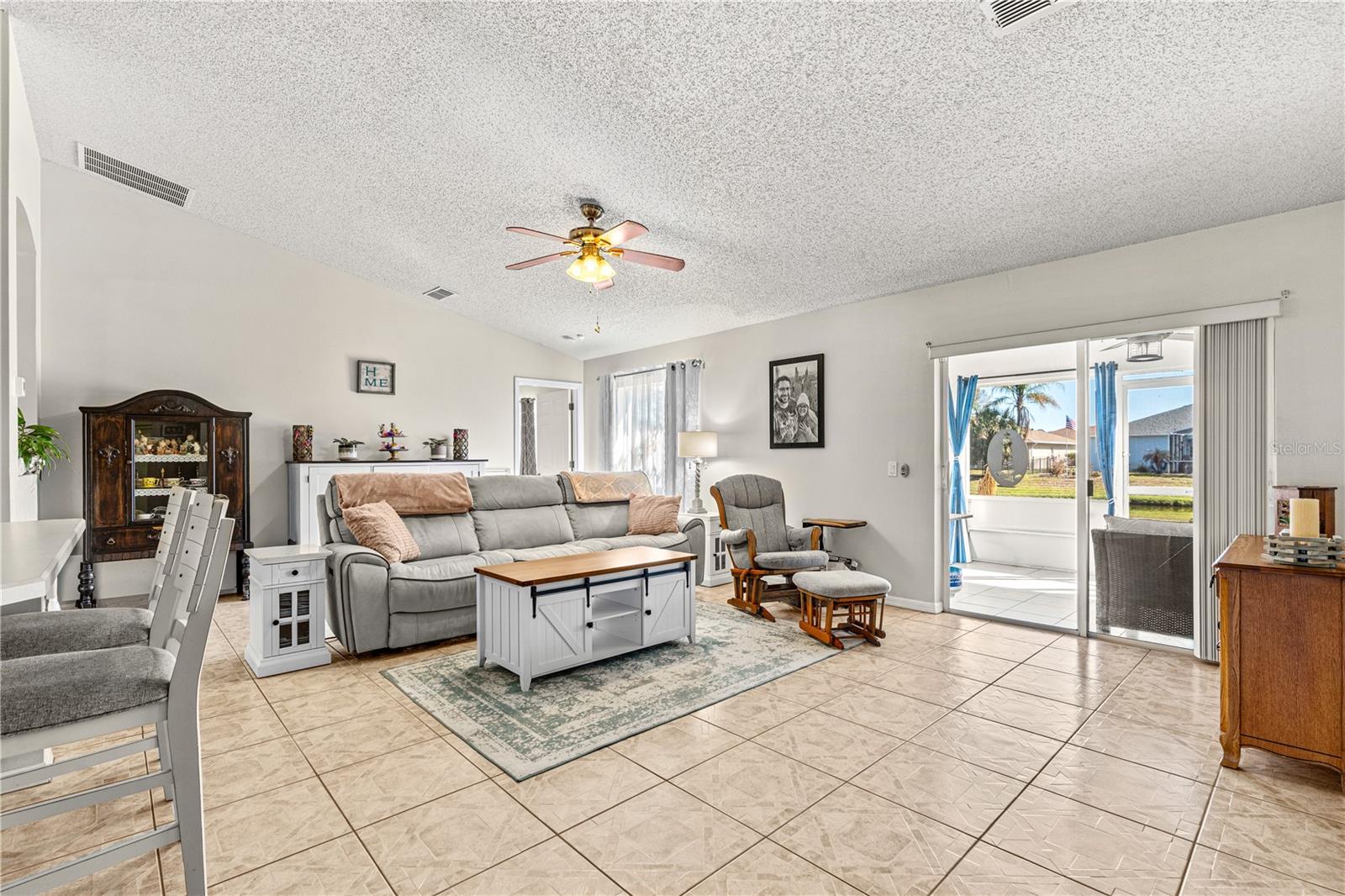 MARINERS GATE PH 01 - Residential