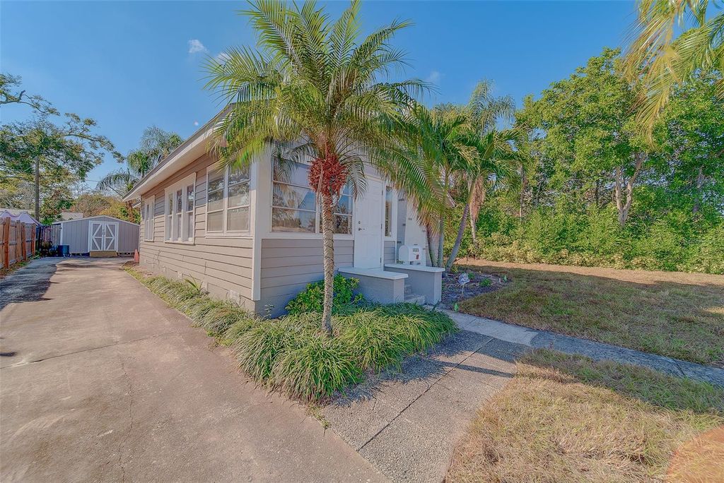 Photo of 4642 7th Avenue N, St Petersburg, FL 33713 (MLS # TB8459497)