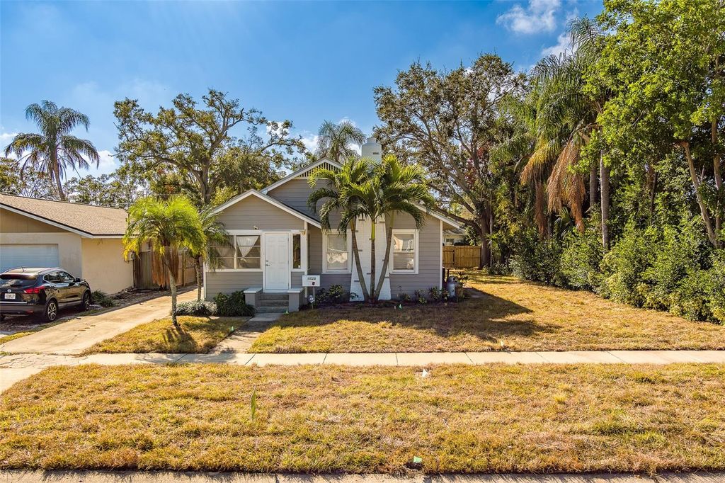 Photo of 4642 7th Avenue N, St Petersburg, FL 33713 (MLS # TB8459497)