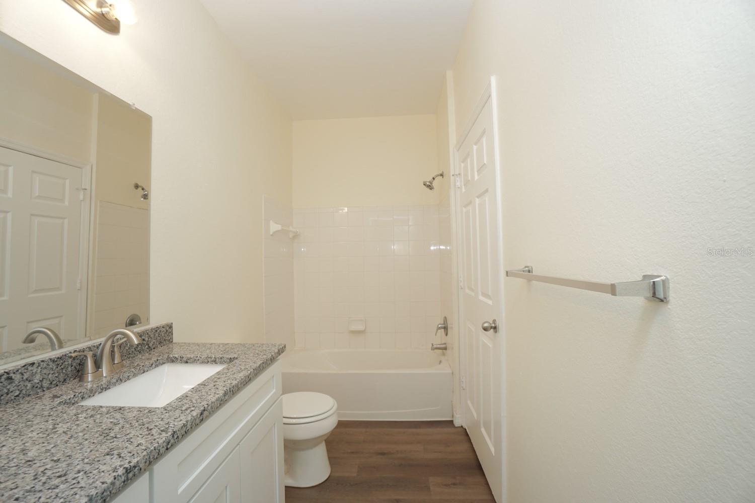 BORDEAUX CONDO - Residential