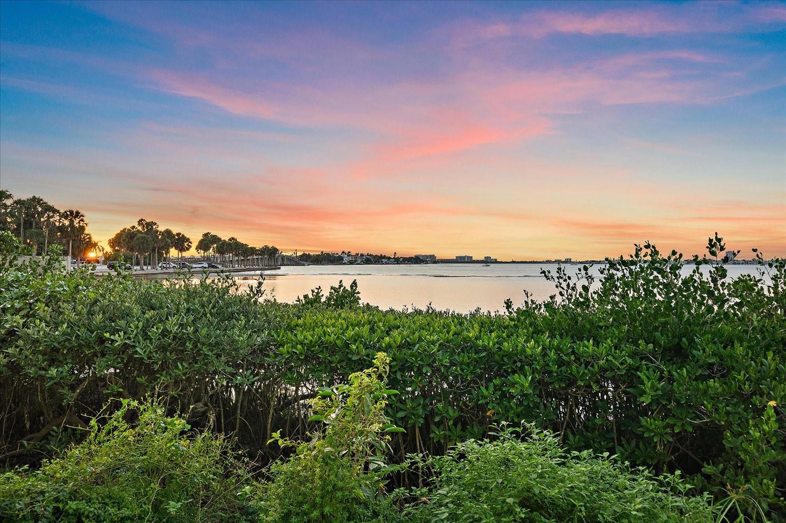 SHORELAND WOODS SUB - Residential Lease