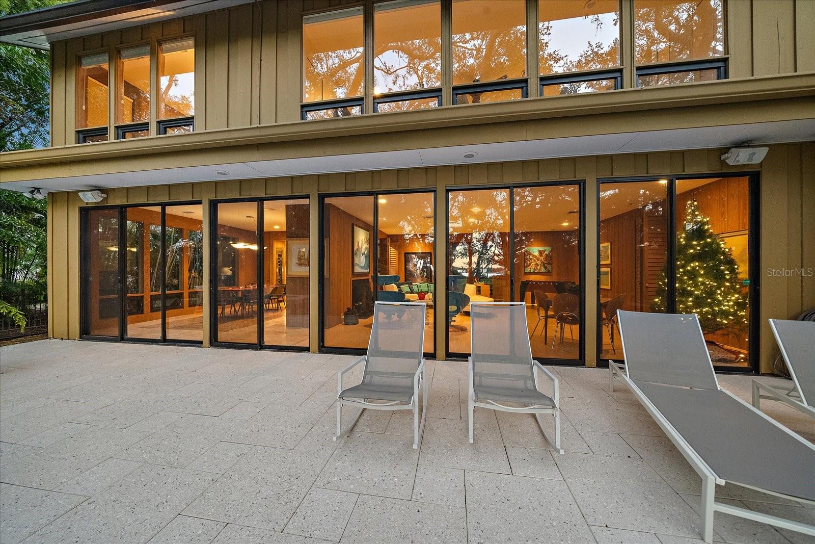 SHORELAND WOODS SUB - Residential Lease