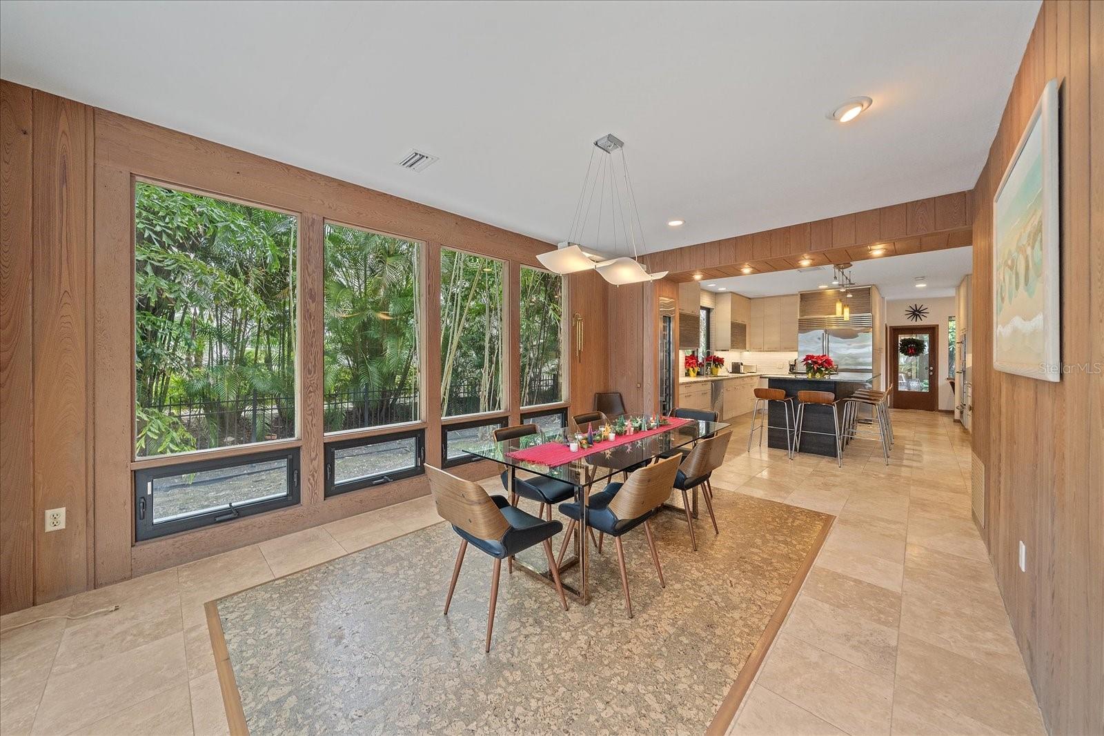 SHORELAND WOODS SUB - Residential Lease