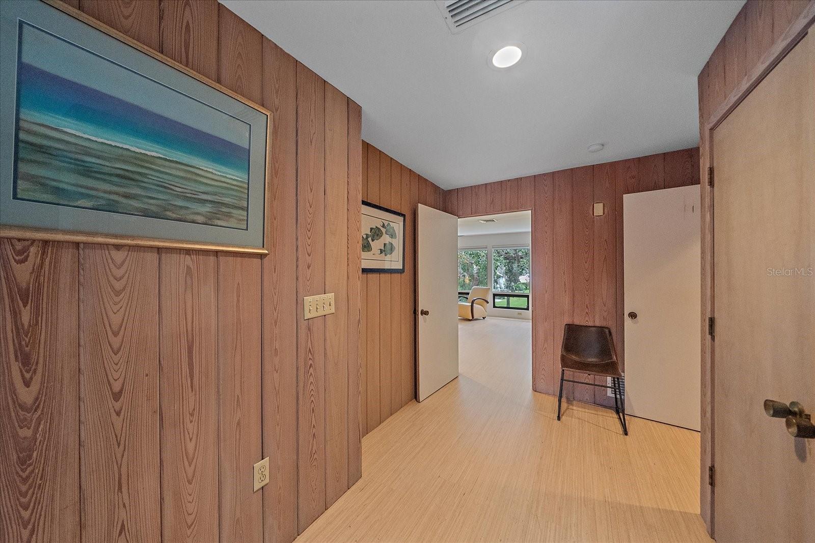 SHORELAND WOODS SUB - Residential Lease