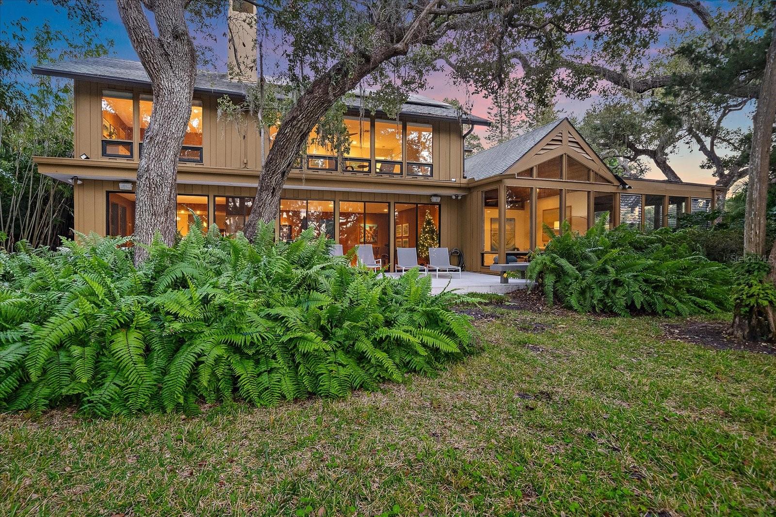 SHORELAND WOODS SUB - Residential Lease