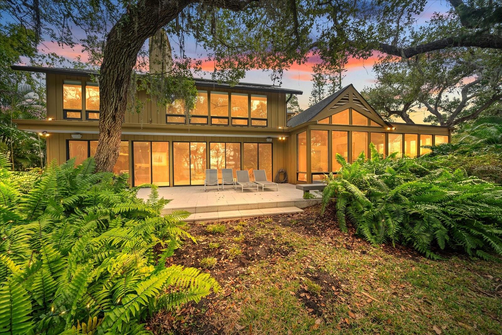 SHORELAND WOODS SUB - Residential Lease