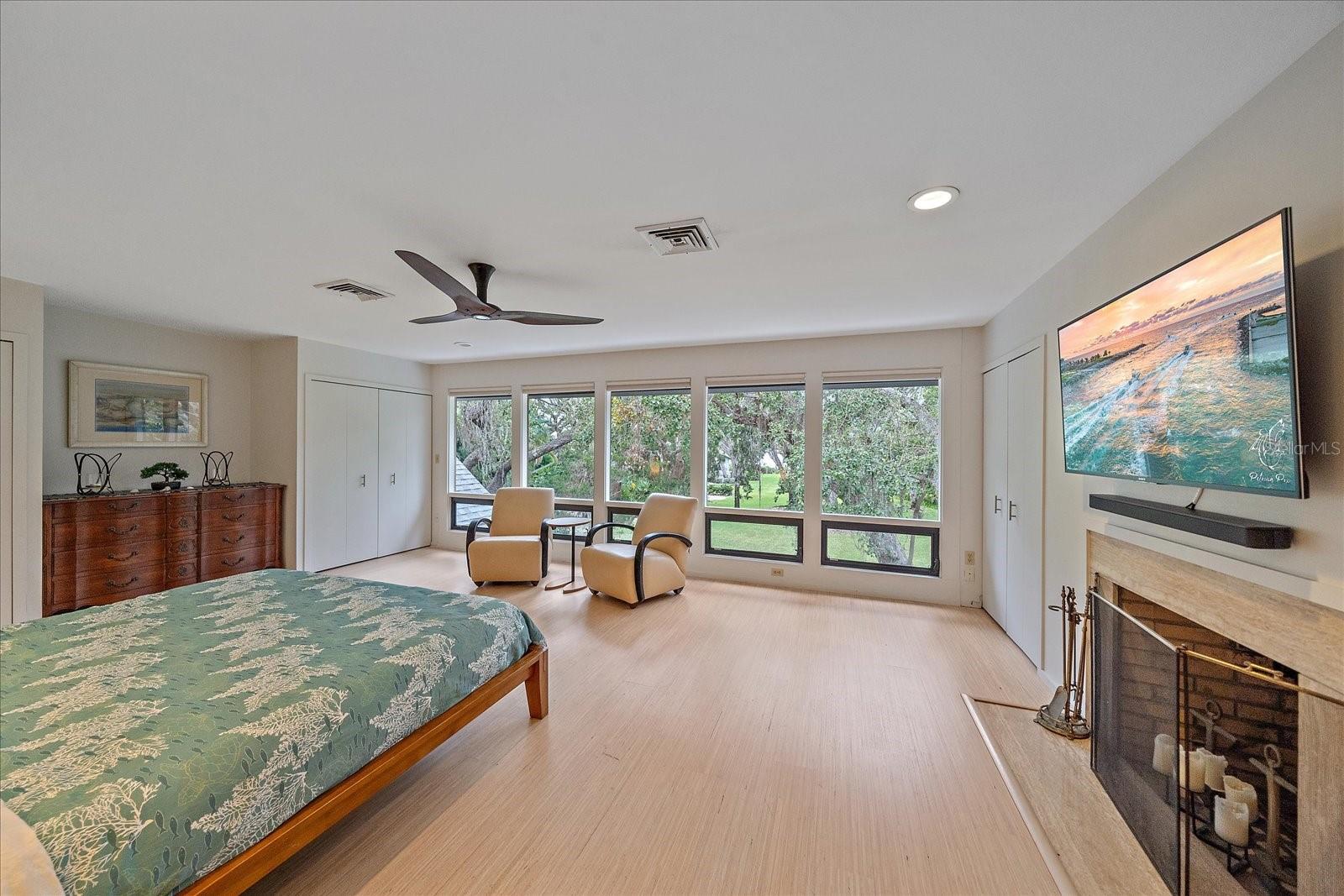 SHORELAND WOODS SUB - Residential Lease