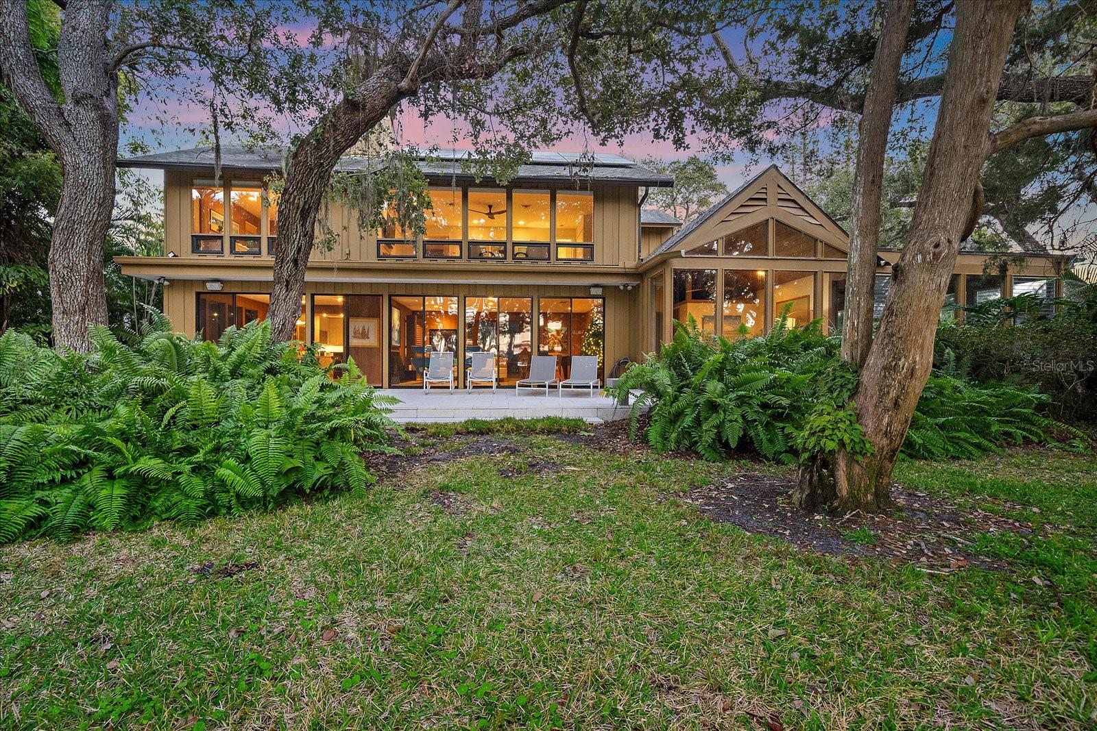 SHORELAND WOODS SUB - Residential Lease