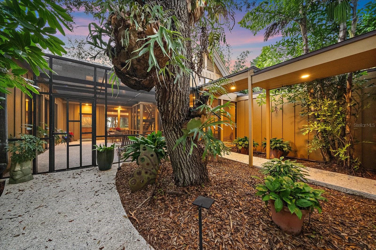 SHORELAND WOODS SUB - Residential Lease