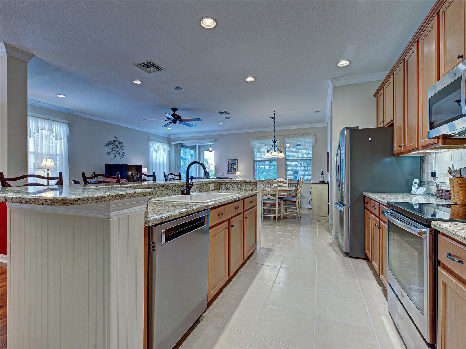 VENTURA VILLAGE - Residential