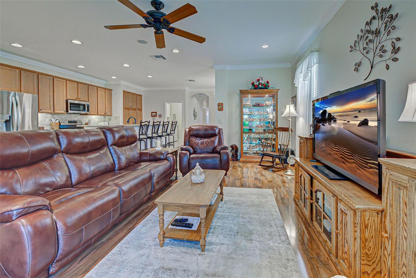 VENTURA VILLAGE - Residential