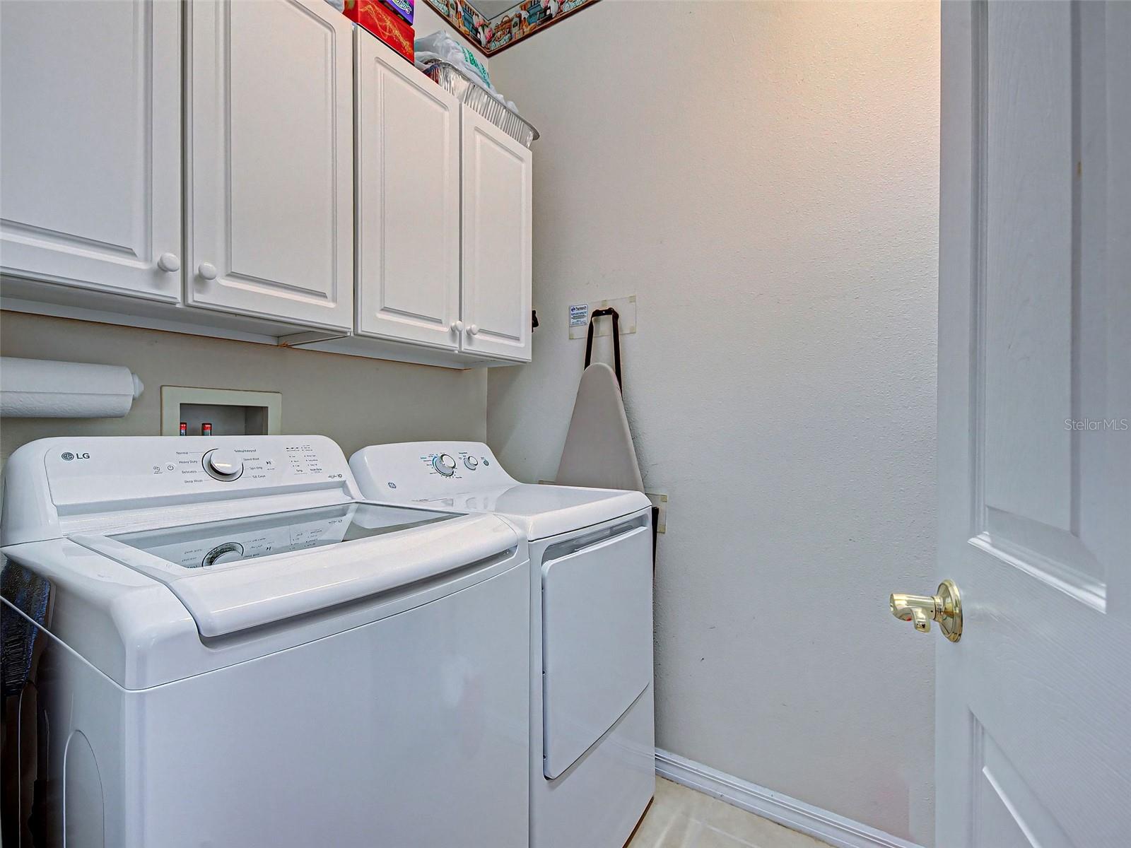 VENTURA VILLAGE - Residential