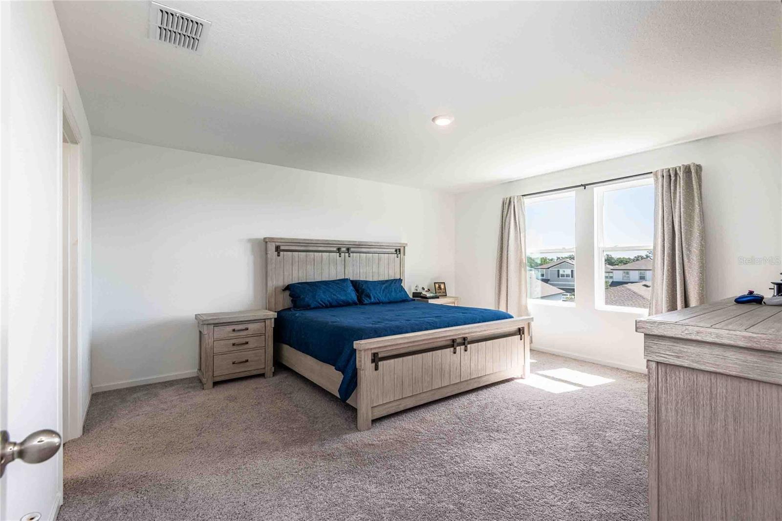 CLINTON CORNER - Residential