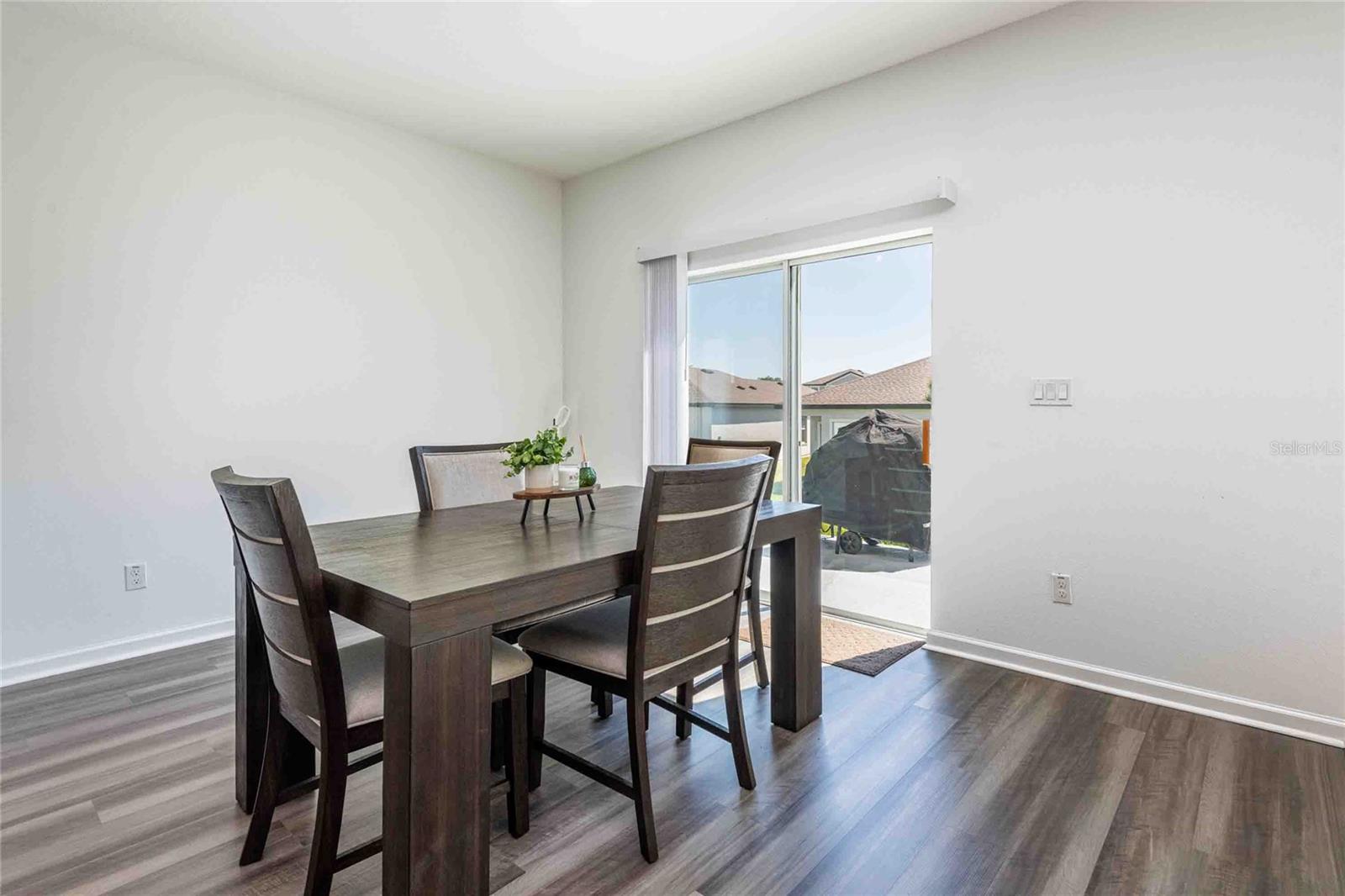 CLINTON CORNER - Residential