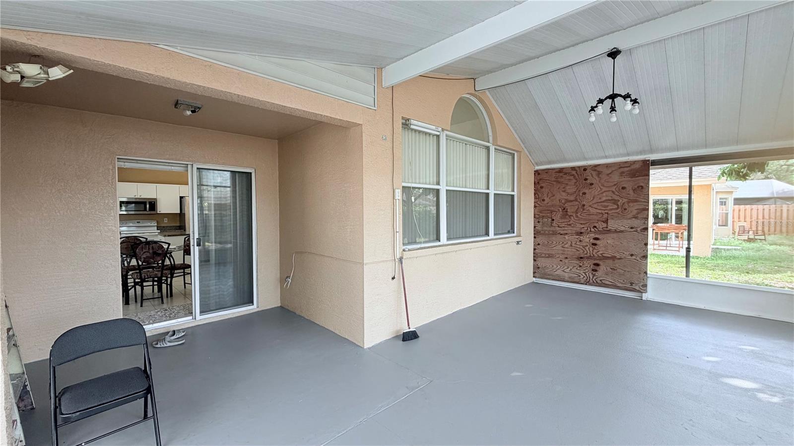 WEST BAY PH IV - Residential Lease