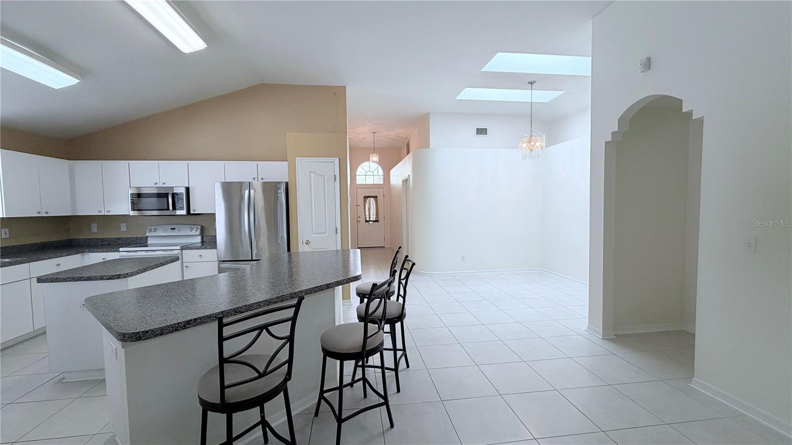 WEST BAY PH IV - Residential Lease