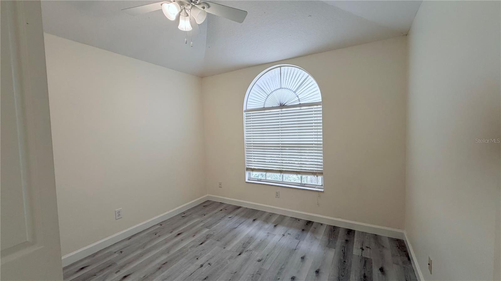 WEST BAY PH IV - Residential Lease