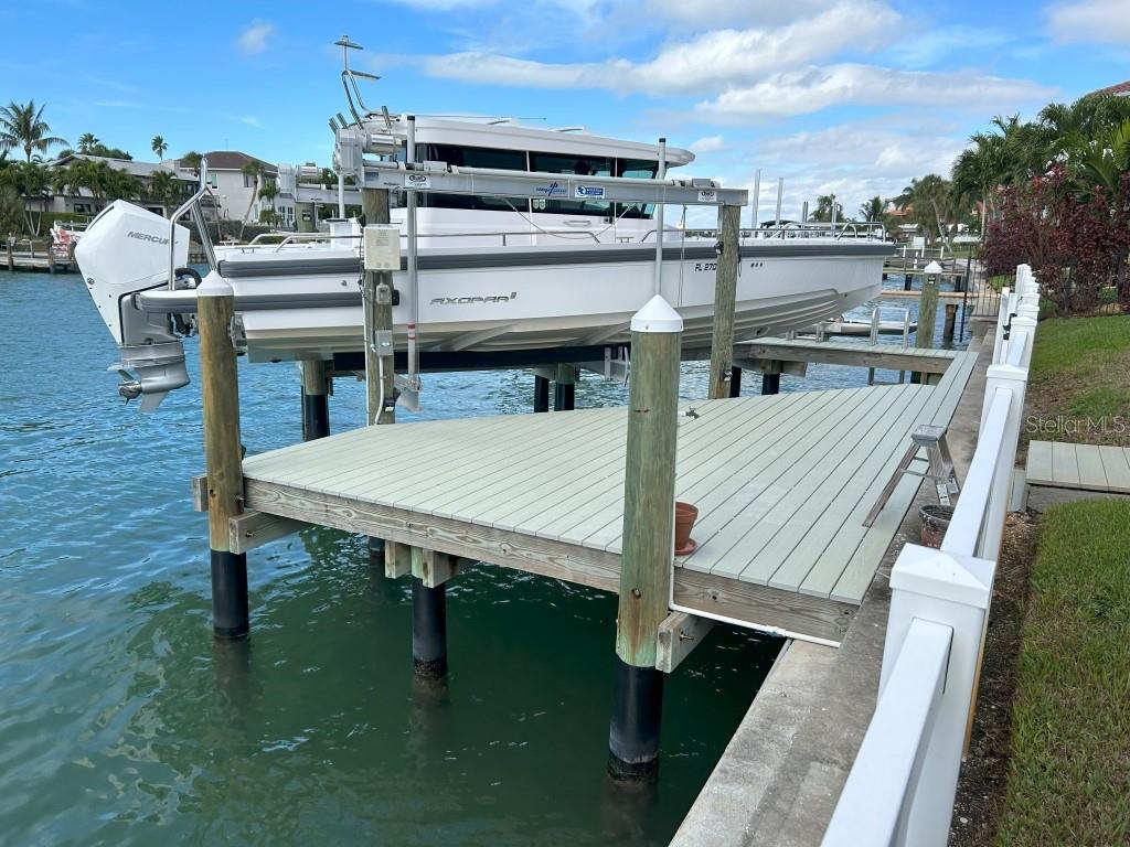 TIERRA VERDE UNIT 01 - Residential