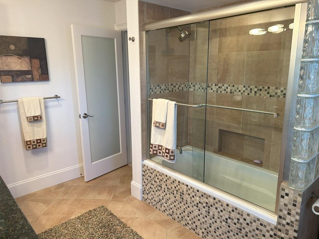 TIERRA VERDE UNIT 01 - Residential