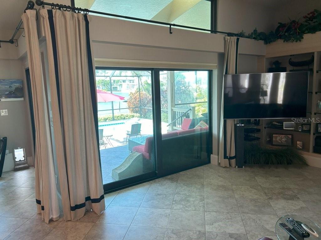 TIERRA VERDE UNIT 01 - Residential