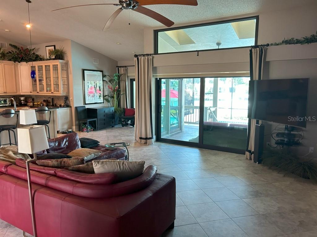 TIERRA VERDE UNIT 01 - Residential