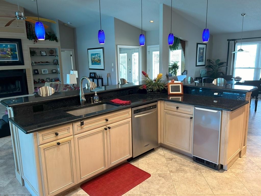 TIERRA VERDE UNIT 01 - Residential