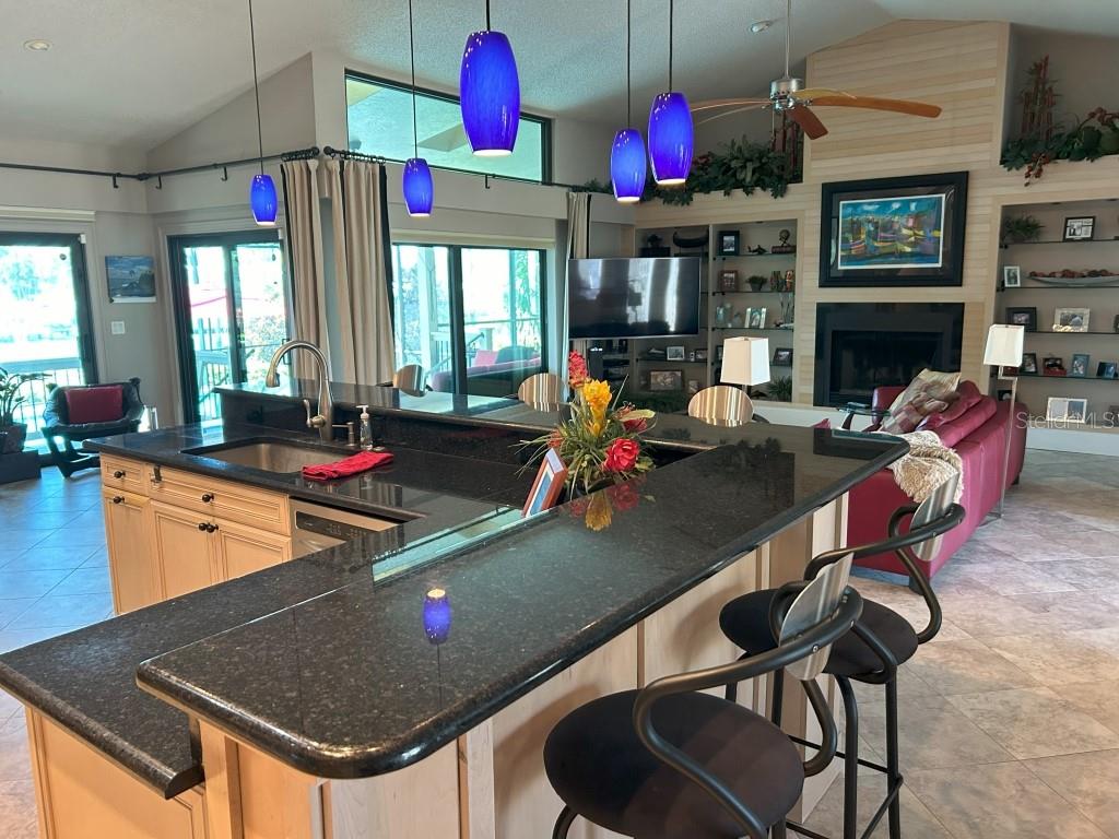 TIERRA VERDE UNIT 01 - Residential