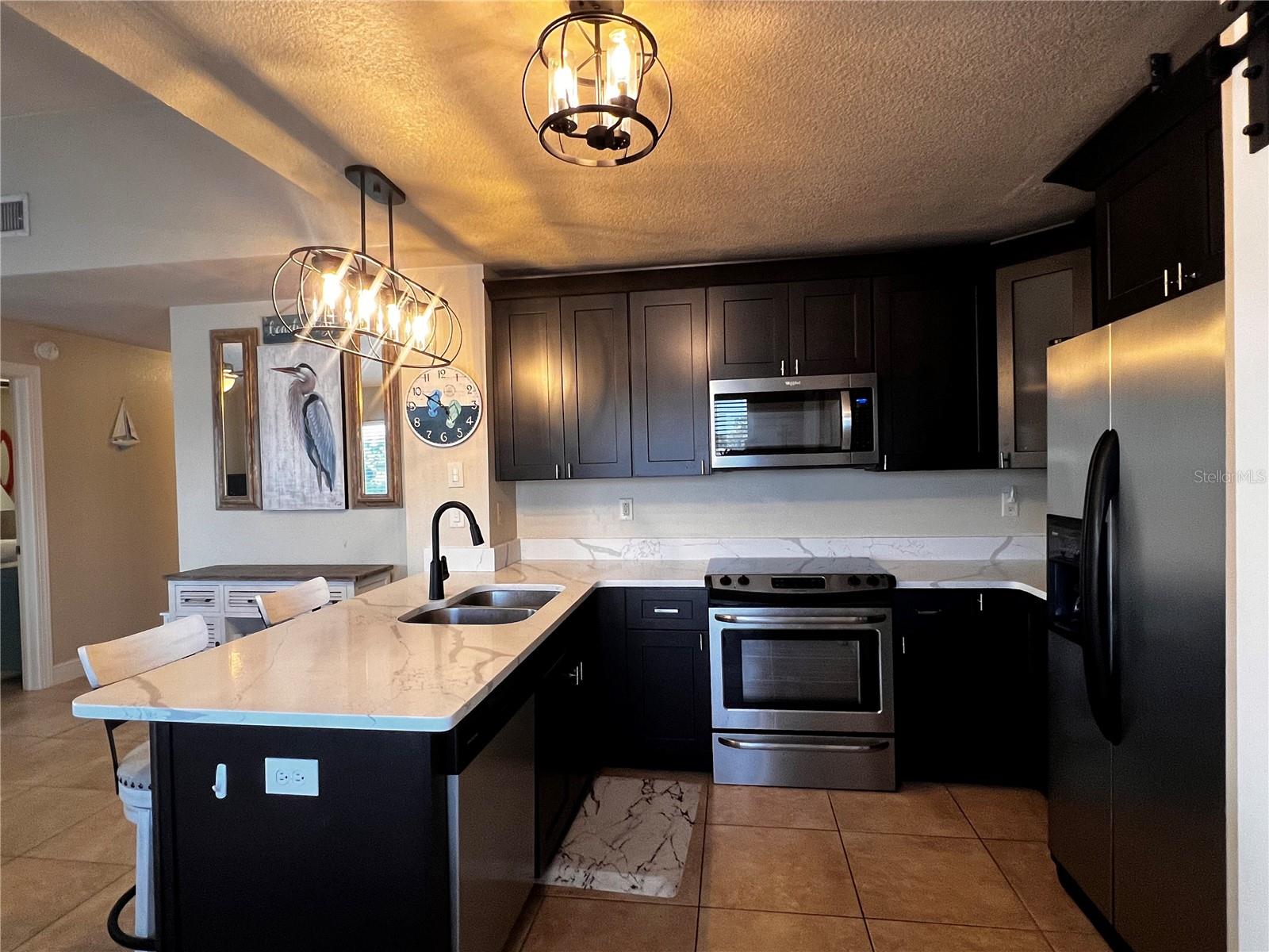 SUN LAKE VILLAS - Residential