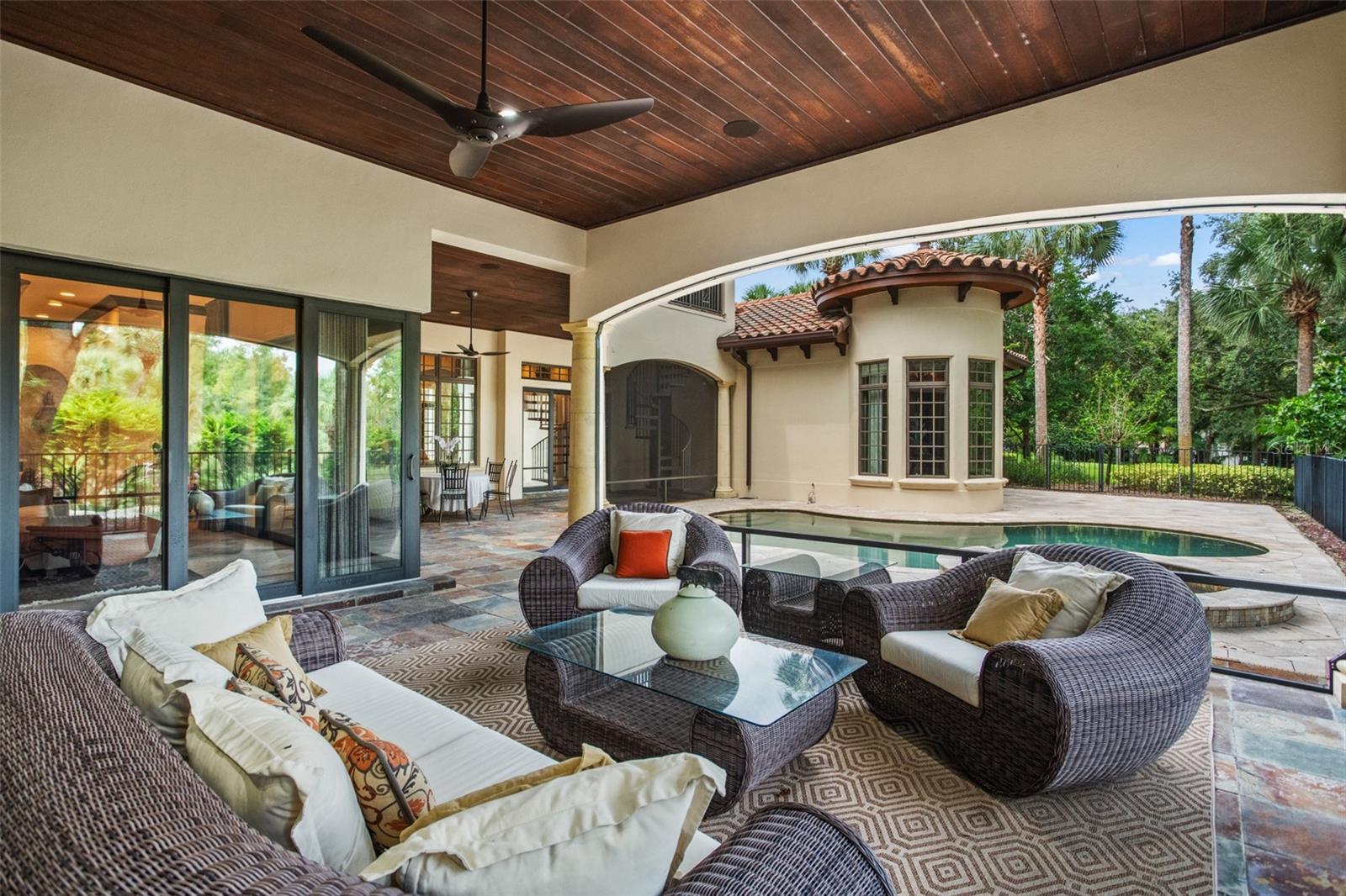 ISLEWORTH - Residential