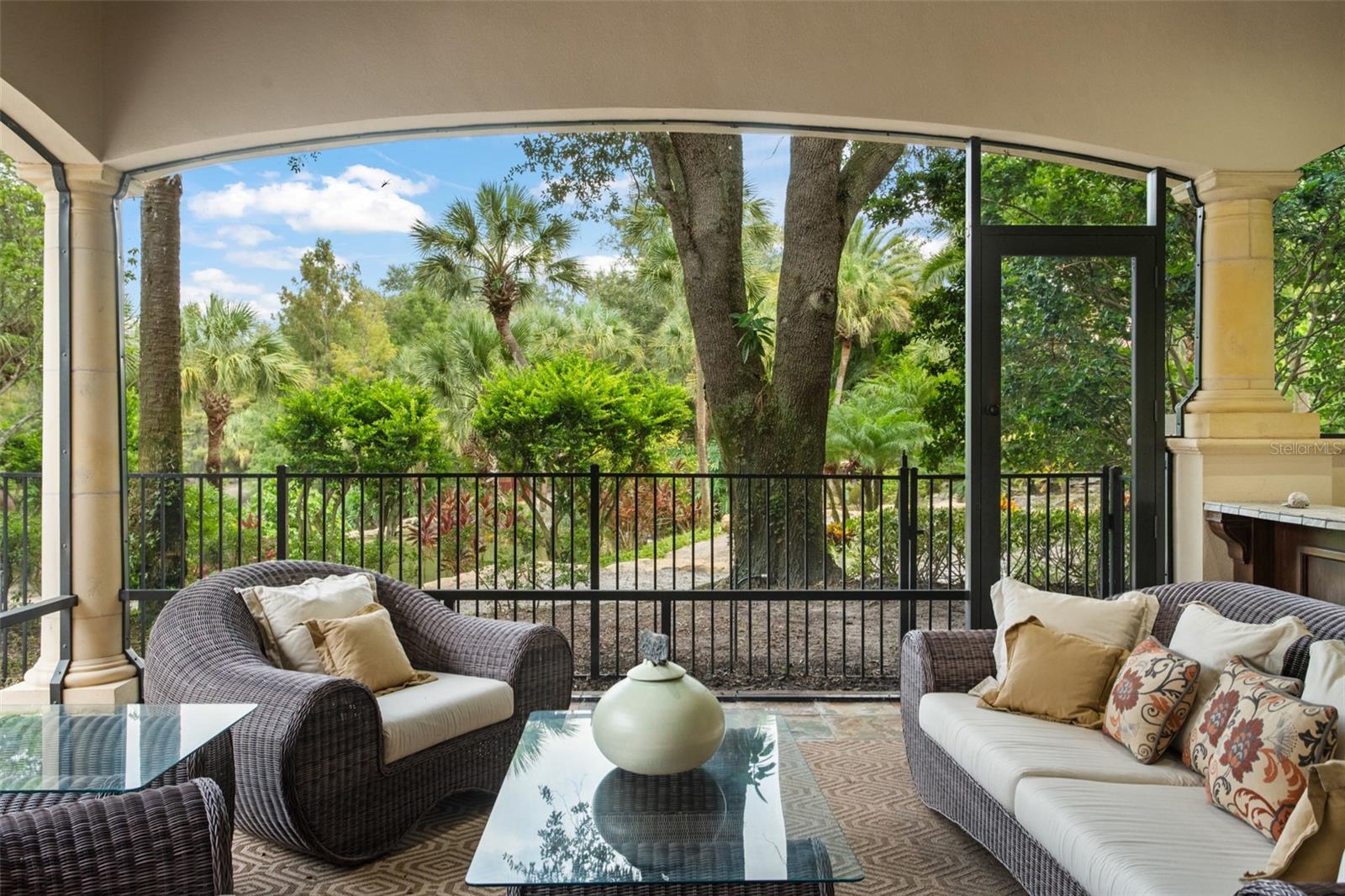 ISLEWORTH - Residential